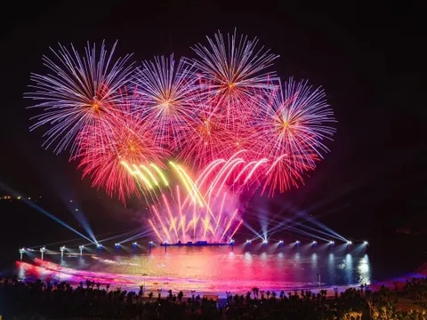 Đặc quyền khi đến khán đài xem show 'Bản giao hưởng Đảo Xanh'