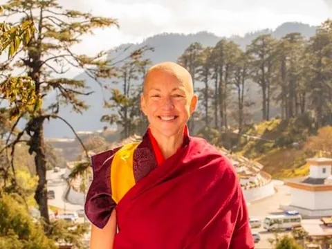 Từ sang chấn tâm lý đến tìm thấy bình yên ở Bhutan