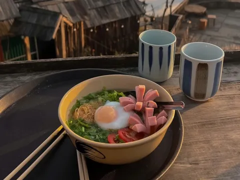 Những nơi có bát mì tôm 'view triệu đô'