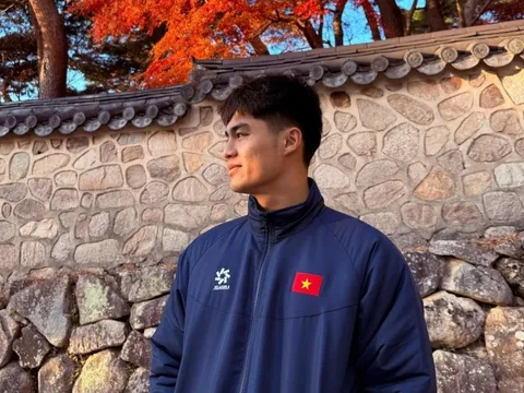 Loạt ảnh du lịch của 'hot boy' U23 Việt Nam
