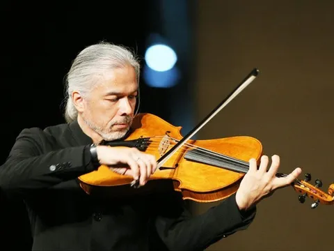 Nghệ sĩ violon Stéphane Trần Ngọc lần đầu tiên độc tấu tại TP HCM