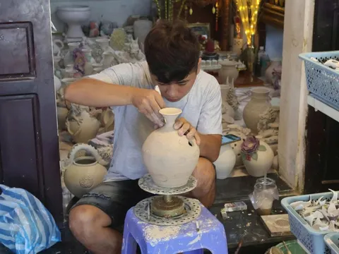 Khám phá làng gốm Thanh Hà hút khách ở Đà Nẵng