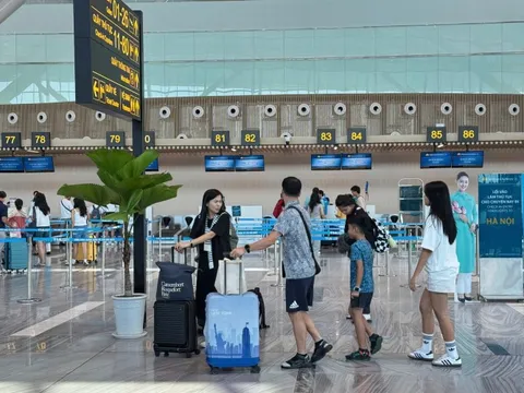 Hành khách nói gì về việc sân bay Tân Sơn Nhất, Nội Bài vào tốp cuối về trải nghiệm?