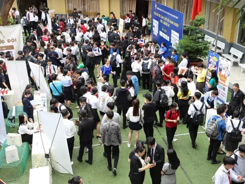 Các doanh nghiệp lớn "săn đầu người" tại STHC Career Day 2025