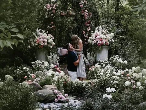 Sự thật nơi Travis Kelce cầu hôn Taylor Swift