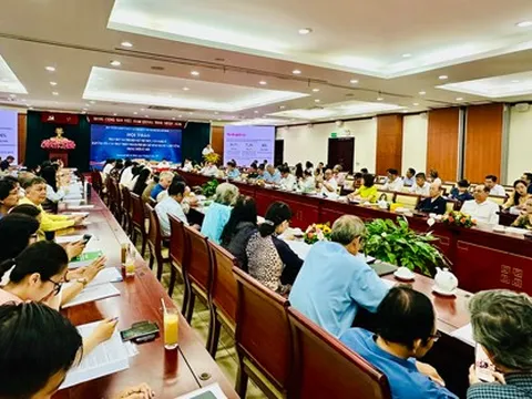 Thể chế hóa vai trò của trí thức để phát triển