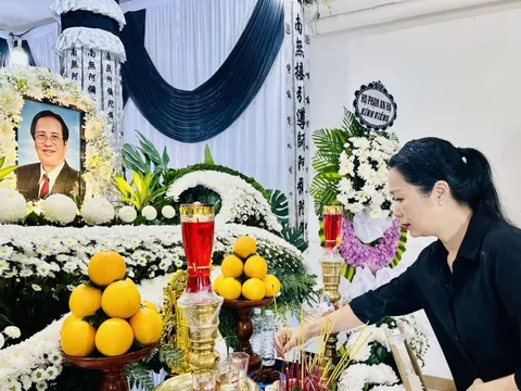 Trịnh Kim Chi, Minh Nhí, Quyền Linh nghẹn ngào tiễn biệt Nhà giáo ưu tú, đạo diễn Nguyễn Văn Phúc