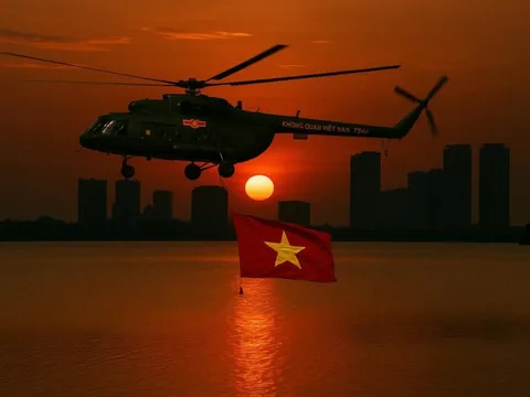 Thực hư ảnh trực thăng kéo cờ Việt Nam qua Hồ Tây 'viral' khắp MXH