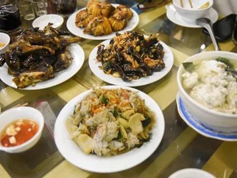 Đặc sản nức tiếng Quảng Ninh làm 7 món, khách ăn no chỉ 270.000 đồng