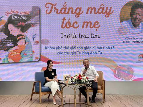 Vẻ đẹp trong veo trong "Trắng mây tóc mẹ"