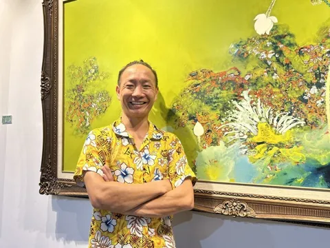 Họa sĩ Hùng Rô "Tái Sinh" trong nghệ thuật