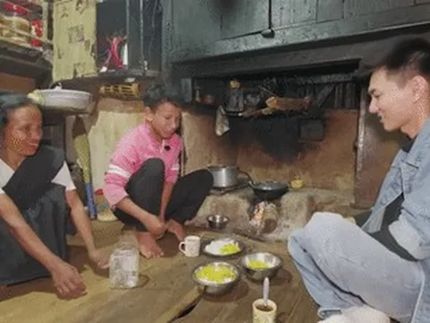 Khách Việt đến làng bí ẩn ở Ấn Độ, được gia đình nghèo mời bữa ăn 'nhớ cả đời'