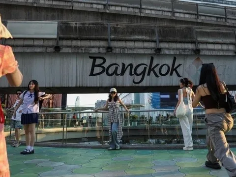 Baht tăng giá, Thái Lan lại sợ mất khách vào tay Việt Nam