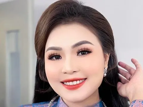 NSƯT Ngọc Đợi: Trọn tình với cải lương