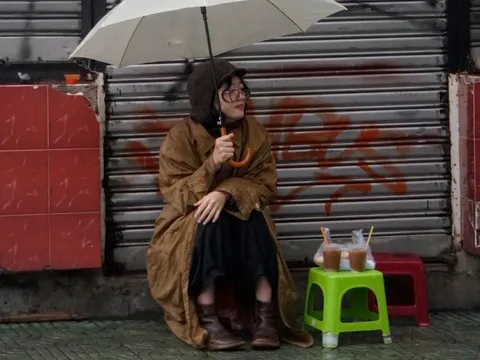 Tiếc nuối ký ức ngồi cà phê sáng sớm ở khu Hòa Bình, Đà Lạt