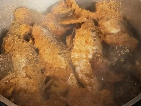 Đặc sản Hải Phòng chế biến nửa ngày, mềm nhừ béo ngậy, hút khách gần xa