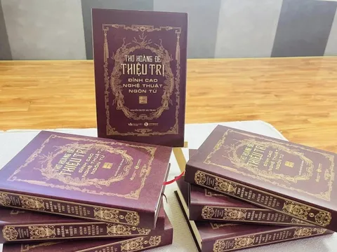 Giới thiệu di sản thi ca của Hoàng đế Thiệu Trị