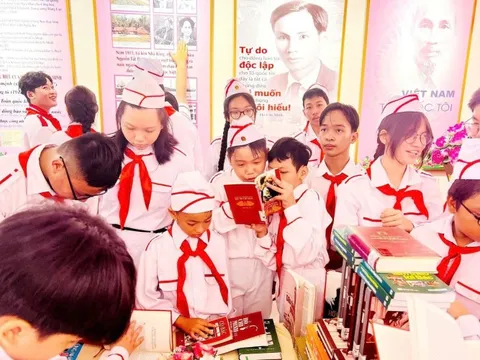 Nhiều hoạt động ý nghĩa tại Hội sách Côn Đảo 2025