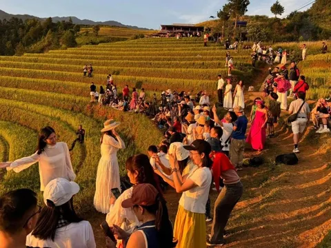 Mù Cang Chải, thác Bản Giốc đã an toàn sau mưa lũ?