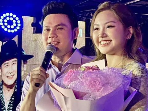 Ca sĩ Khánh An nối nghiệp, một "gia phả" sân khấu đáng trân trọng