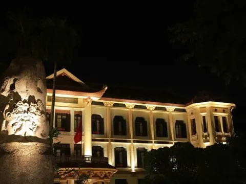Trải nghiệm "Đêm bảo tàng", khám phá các bảo vật quốc gia