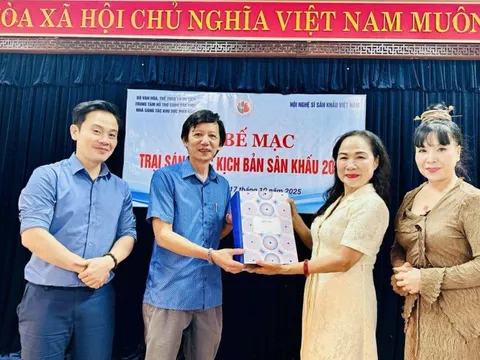 NSND Trịnh Thuý Mùi đánh giá cao chất lượng Trại sáng tác sân khấu Tam Đảo 2025