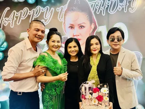 "Tâm hoa nghiệp Tổ" – Bản hòa ca tri ân và hạnh phúc của Điền Trung – Lê Thanh Thảo