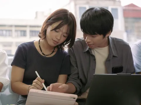 Con gái NSƯT Chiều Xuân "kết đôi" cùng con trai NSND Trần Lực