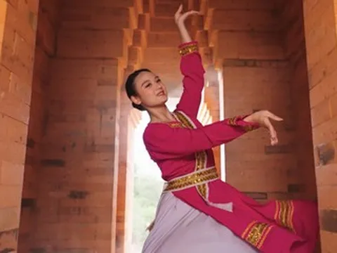 Liệu Việt Nam có tìm ra được điệu múa quốc dân?