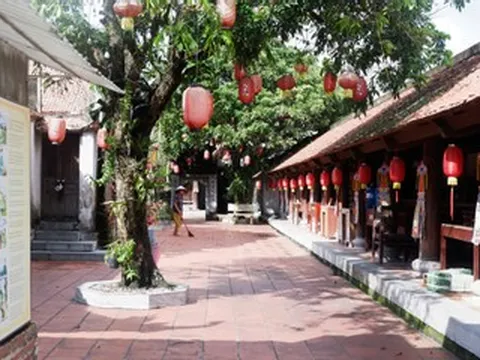 Độc đáo ngôi chùa 'xe duyên' cách Hà Nội hơn 100km, níu chân khách thập phương