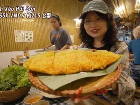 Khách Trung Quốc đến Hà Nội, tấm tắc khen món nổi tiếng ở quán miền Tây