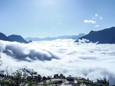 Sa Pa mùa 'săn mây' đẹp nhất năm