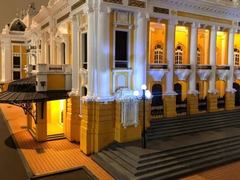 Trải nghiệm không gian sống động của Nhà hát Lớn