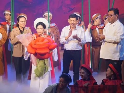 "Hồn thơ ngọc" chạm trái tim khán giả bằng hình thức thử nghiệm độc đáo