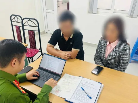 Cô gái trẻ tố khách sạn "bùng" phòng: Chế tài xử lý khách sạn thế nào?