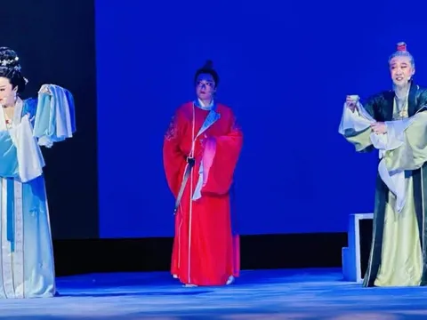 Đẳng cấp của Đoàn hí kịch Sơn Đông với "Đêm nay là đêm nào"