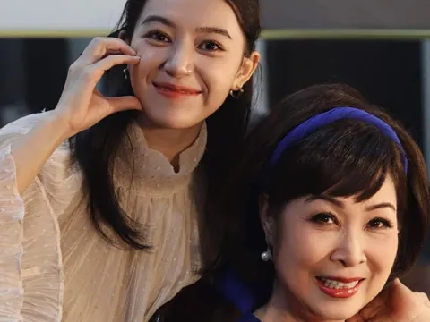 NSND Hồng Vân tự hào về Hoàng Linh Chi trong "Hoàng tử quỷ"