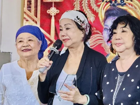 Tú Trinh, Kiều Phượng Loan, Mỹ Chi – cuộc hội ngộ bất ngờ với ca khúc "Lệ đá"