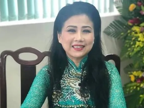 Nữ nghệ sĩ hát 'Dạ cổ hoài lang' khiến đạo diễn thắng giải Cannes bật khóc