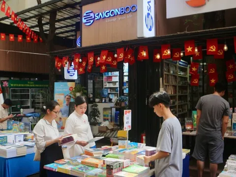 Đường sách TP HCM 10 năm lan tỏa tri thức và giá trị văn hóa