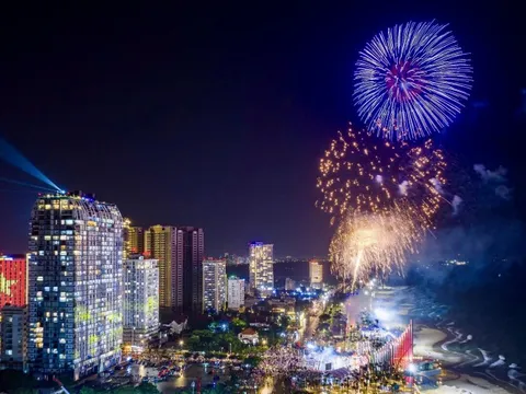 Các điểm bắn pháo hoa đêm giao thừa Tết Dương lịch 2026 tại TPHCM