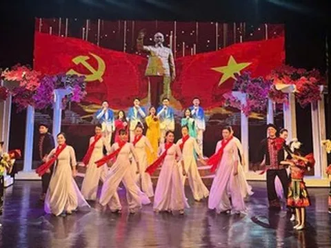 Chuỗi chương trình nghệ thuật chuyên nghiệp chào mừng Đại hội XIV của Đảng