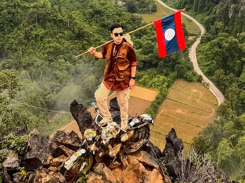 Tôi đi xuyên Lào trong 8 ngày, hết 12 triệu đồng