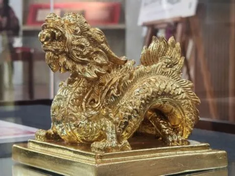 Chiêm ngưỡng loạt ấn vàng 200 tuổi