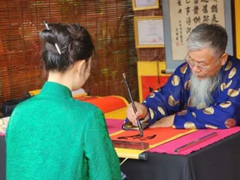 Đổi mới toàn diện không gian xin chữ đầu xuân tại Văn Miếu