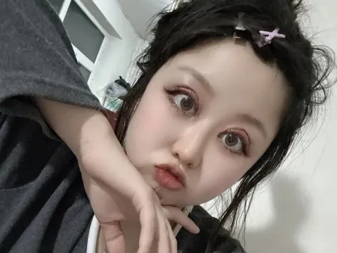 Khách Trung Quốc đổ xô sang Hàn Quốc 'đập mặt xây lại' trước Tết