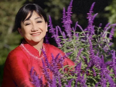 NSƯT Thanh Thanh Tâm về nước diễn live show "Tự tình quê hương"