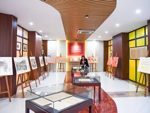 "Thưởng lãm Châu phê - Lưu dấu Mộc bản" tại Không gian Di sản tư liệu