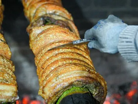 Đặc sản giòn tan độc đáo, có tiền cũng khó mua ở ngôi làng Hà Nội