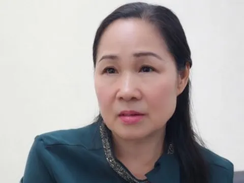 Nước mắt tuổi 64 của NSND Thúy Mùi